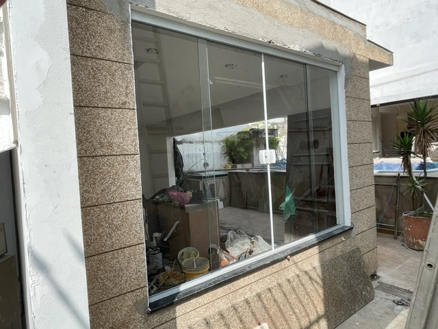 Janelas — trabalho da GRS Vidros